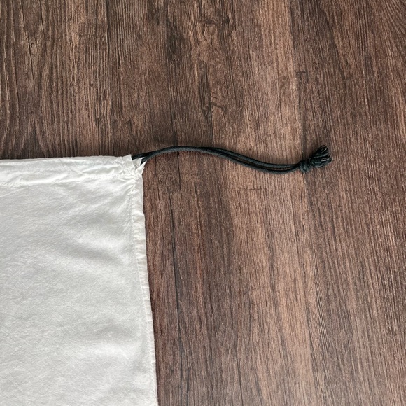 A.L.C. || 12” DUST BAG FOR HANDBAGS || WHITE WITH BLACK DRAWSTRING - Picture 3 of 5